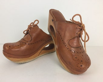 Vintage 1970's Connie Leather and Wood Clogs Size 6M