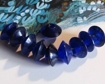 10 pcs. Glass bead lens dark blue transparent 20 mm