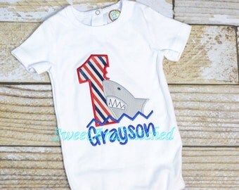 Shark birthday shirt, Shark Birthday Tee for 1st, 2nd, 3rd, 4th, 5th, 6th birthday, Shark Cake Smash Outfit, Boys Birthday outfit