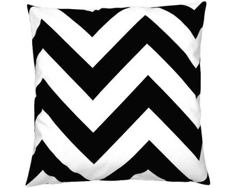Cushion cover ZIPPY black white zigzag stripes 50 x 50 cm
