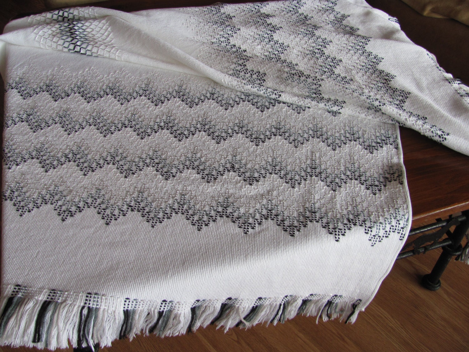 50-waves-of-gray-swedish-weaving-blanket-pattern