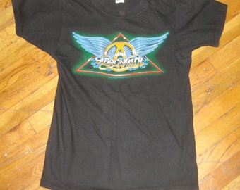 AEROSMITH vintage rock concert tour tshirt clothing aerosmith 1982 Steven Tyler Joe Perry old vintage clothing boyfriend husband unique gift