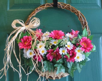 Floral Door Basket, Gerber Daisy Wreath, Daisy Door Basket, Flat Door Basket