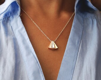 Mixed Metal Necklace, Three Triangles Necklace, Gold Silver Rose Gold Triangles Pendant, Minimal Necklace, Layering Geometric Necklace