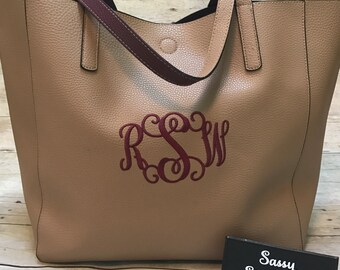 tote bag, monogrammed tote bag, large tote bag, personalized tote bag, gifts for her, bridesmaid gifts, preppy tote bag, graduation gifts