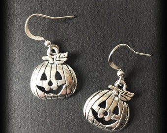 Halloween Pumpkin Earrings, Spooky Jewelry, Halloween Earrings, Antique Silver, Handmade Jewelry, Gothic Gift, Gothic Jewelry, Alternative
