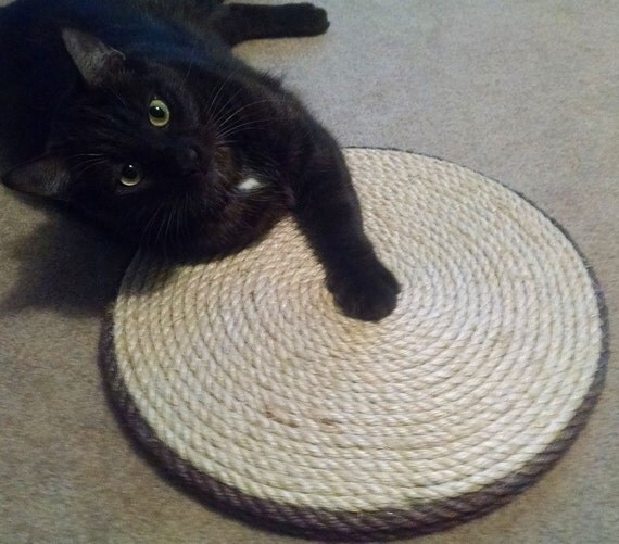 Cat Scratcher / 15 in Round Sisal Cat Scratcher Board / Sisal