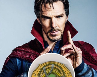 Marvel's Doctor Strange Eye of Agamotto Pin (Glows in the Dark!)