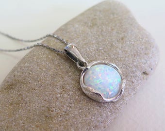 White Opal necklace - silver Opal necklace - Opal Silver necklace - White Opal necklace - silver necklace - Opal Pendant - White Opal