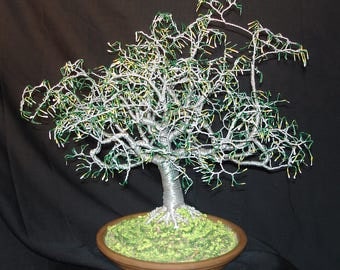 Summer "1" with full color leaves. Wire tree sculpture