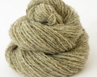 Handspun Yarn - Natural Yarn - Babydoll Southdown - 1oz, 140yd, WPI 16