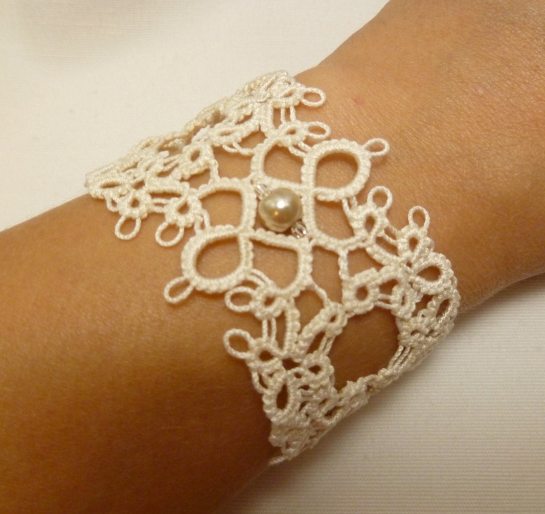 Tatted jewelry Lace wide Cuff Bracelet Chantilly made to