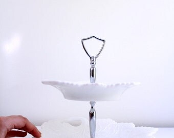 Vintage Cupcake Stand, Tiered Cupcake Stand, White Cupcake Stand, Leaf Cupcake Stand, Dessert Stand Dessert Tray Cupcake Display Double Tier