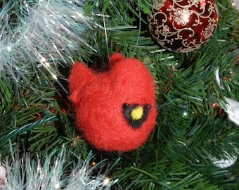 Cardinal Christmas ornament, Cardinal bird ornament, Felt cardinal ornament, Red cardinal ornament, Needle felted cardinal ornament, Felted