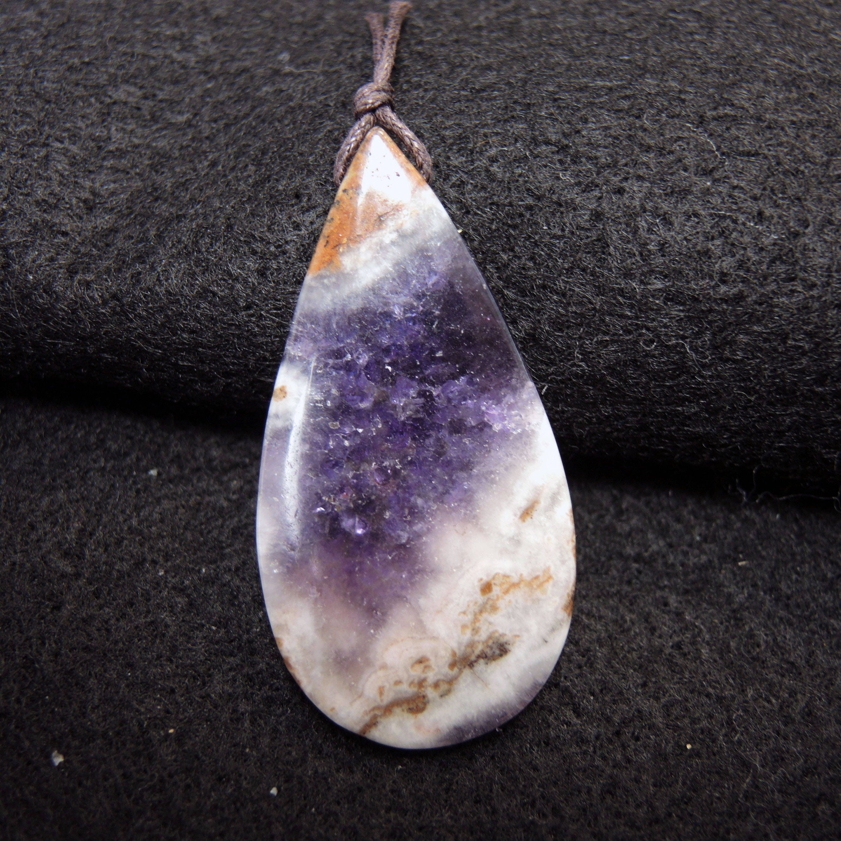 Nirvana Natural Amethyst Drilled Pendant P31