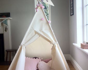 Teepee tent for kids. All poles included. Built in stabiliser system. 3 different size options available.