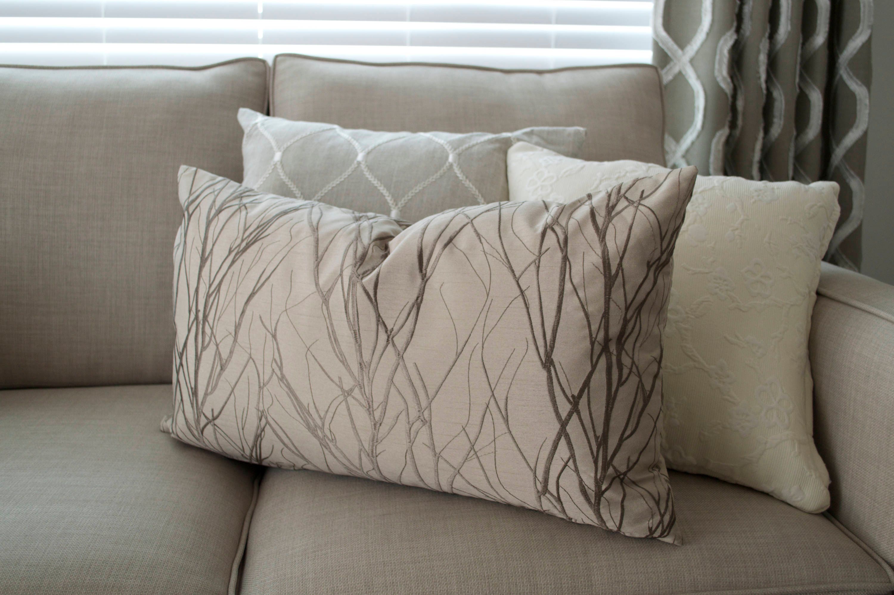 Tree Branch Rectangular Cushion Cover