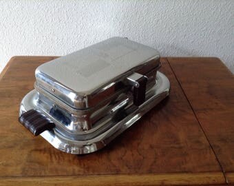 Vintage Art Deco Waffle Maker, Electric Waffle Maker, Chrome Waffle Maker, General Electric