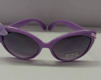 Toddlers retro cat eyed polka dot sunglasses