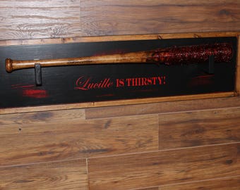 Blood Drenched***Lucille Is Thristy Wall Plaque Included***Negan Lucille Bat Prop/Replica ~~The Walking Dead~~