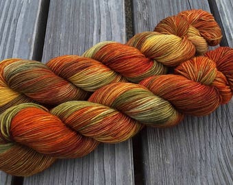 Winegrower's House - MAIA, 100% Merino superwash - 400m / 100 g – hand dyed yarn