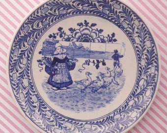 Ornamental plate, Petrus Regout and co., FANTAISIE, Maastricht, Made in Holland