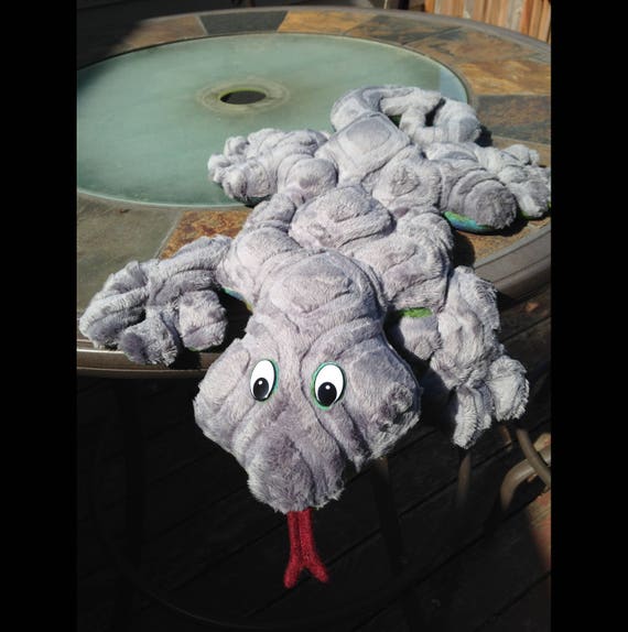 weighted stuffed lizard