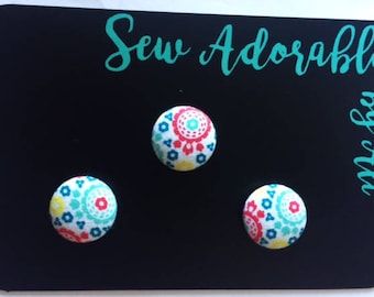 Fabric magnets, kitchen decor, kitchen art, decorative magnets, fridge magnets, refrigerator magnets, inexpensive gift, unique gift