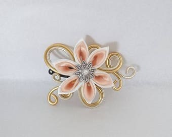 striped ecru aluminum hair clip / light gold and flower