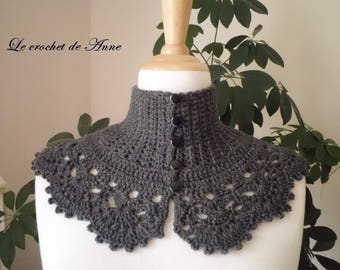 Dark gray neck circumference of Victorian style!