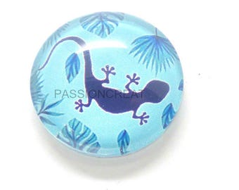 2 turquoise blue lizard 20mm glass cabochon