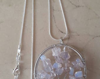 Necklace in silver and Moonstone