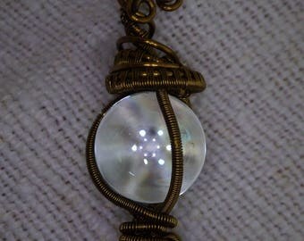 Wire pendant with glass marbles