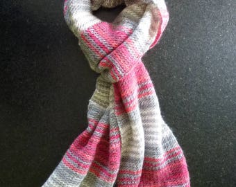 Great ombre red, gray and white knit scarf handmade