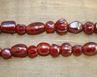 Set of 10 India glass beads red glossy faceted