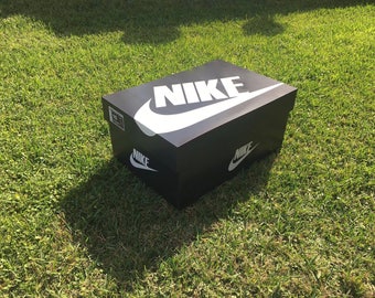 black nike shoe box