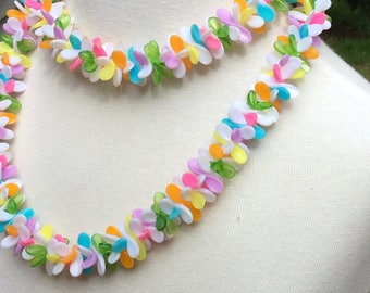 Vintage Hong Kong Lei multi colored necklace