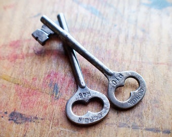 Antique Skeleton Key Trio - Corbin Keys (P10 and R48) // Summer SALE - Save 15% - Coupon Code SUMMER15
