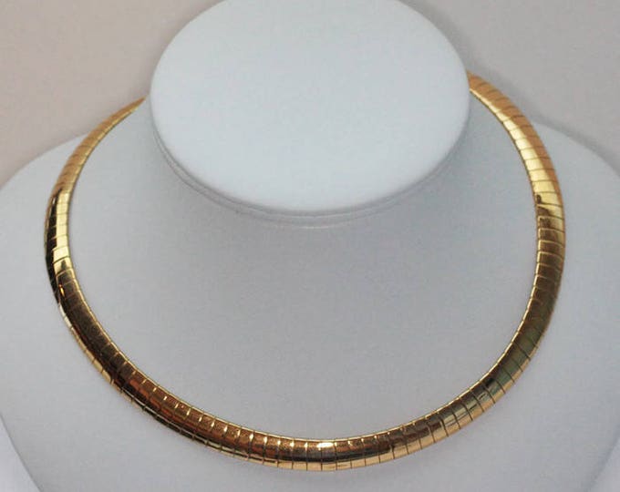 Gold Tone Omega Chain Necklace Flexible Collar 16 Inch