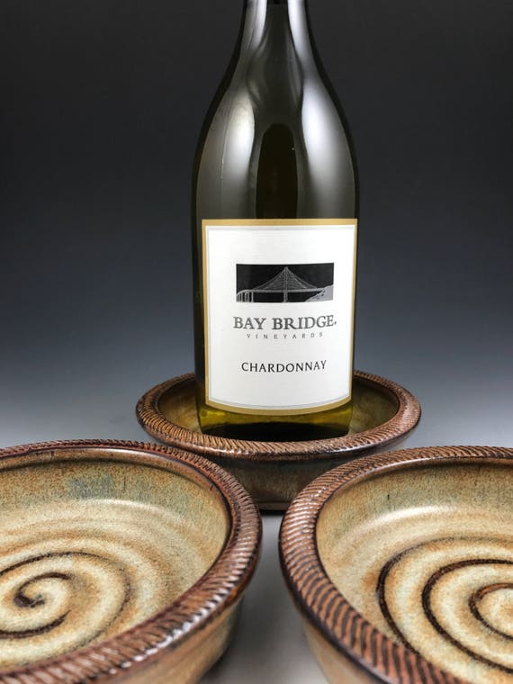 Wine Coaster Red Wine Bottle Coaster with Textured Rim