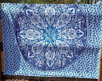 Blue and White Mandala Flower Tapestry Boho Hippie Tapestry Wall Hanging Beach Blanket Yoga Meditation Mat Dorm DecorMusic Festival Tapestry
