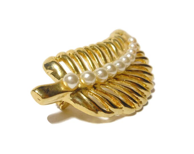 Pearl leaf brooch, white faux pearls form the stem of the open work, gold plated pin, leaves fern glossy