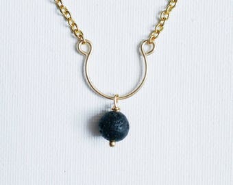 Anastasia Aromatherapy Necklace | Minimal | Aromatherapy | Essential Oils | Diffuser | Gifts for Her | Laurenée Essentials