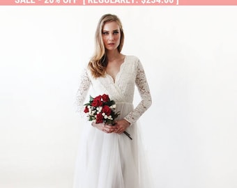Ivory tulle and lace long sleeves wedding gown, Tulle and lace bridal gown, Tulle wedding empire dress 1125.