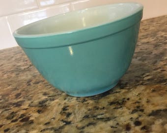 Pyrex Turquoise Aqua Robins Egg Blue 401 Mixing Bowl