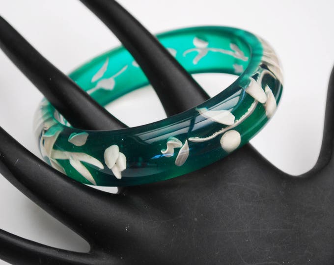 Green White Flower Bangle - Reversed Carved - molded white Intaglio floral - Green Lucite bracelet