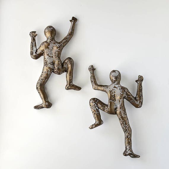 wall art climbing figures