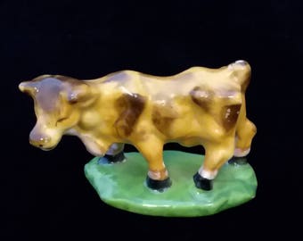 Nativity Scene Cow, Manger scene, 1950's Christmas Decoration, decor, gold, brown, porcelain, China, We have more from this set, #577
