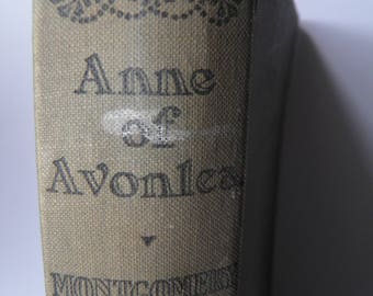 Anne of Avonlea by L.M. Montgomery Anne of Avonlea by L.M. Montgomery