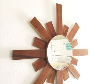 Rustic Wood Mirror, Pallet Wood Mirror, Rustic Mirror, Sun Mirror, Sunburst Mirror, Primitive Mirror, Wall Mirror, Round Mirror, Wood Mirror